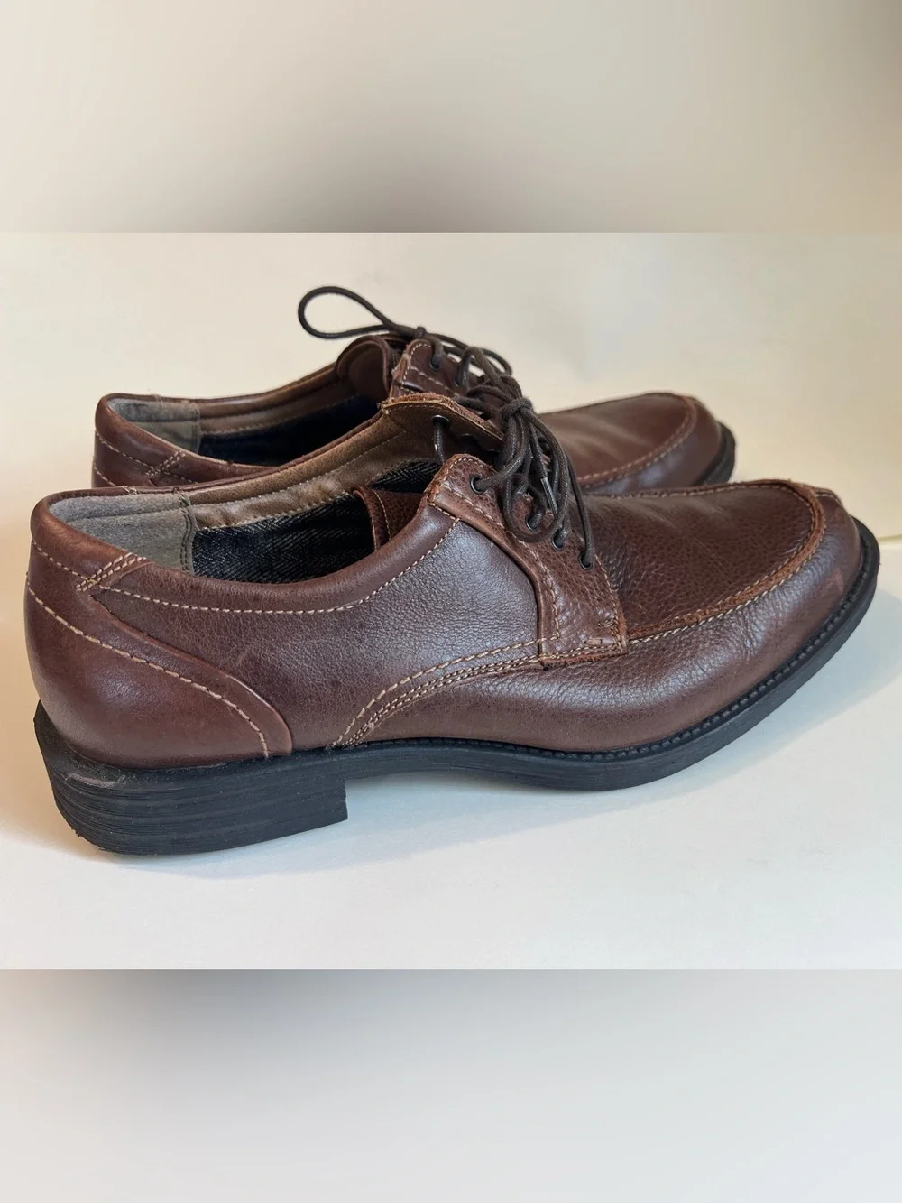 Bass Men’s Brown leather lace up Oxford shoes dress shoes size 9